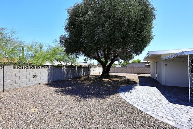 10002 W Tarrytown Avenue, Sun City, AZ 85351