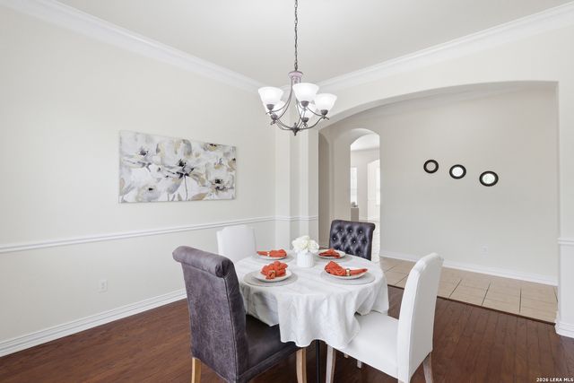 8919 Comanche Path, Garden Ridge, TX 78266