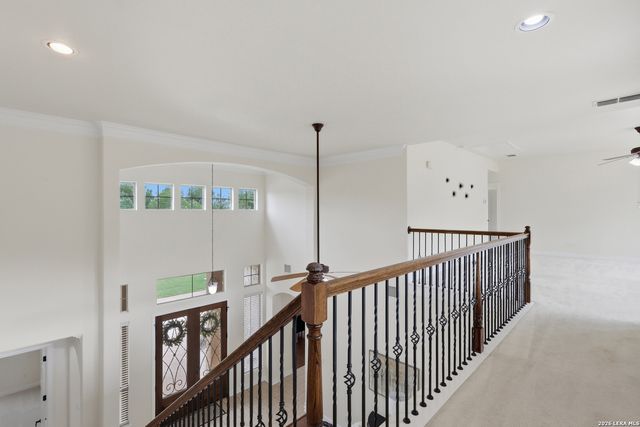 8919 Comanche Path, Garden Ridge, TX 78266