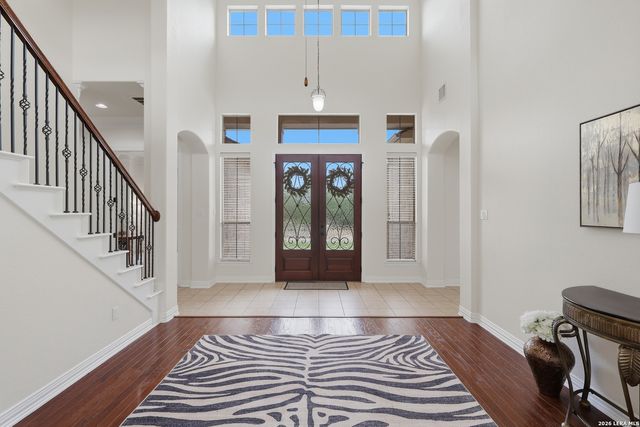 8919 Comanche Path, Garden Ridge, TX 78266