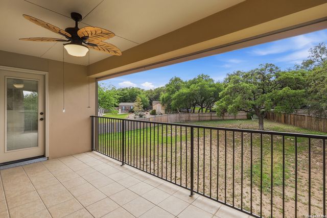8919 Comanche Path, Garden Ridge, TX 78266