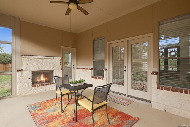 8919 Comanche Path, Garden Ridge, TX 78266