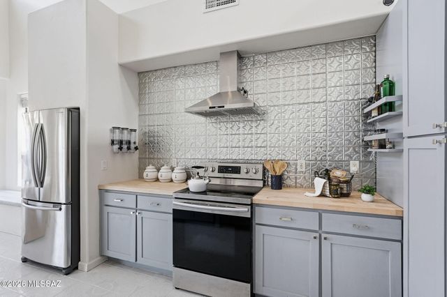 489 E Placita Boton, Sahuarita, AZ 85629