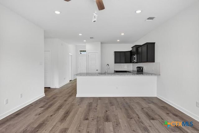 1915 Meridian Loop, Temple, TX 76504