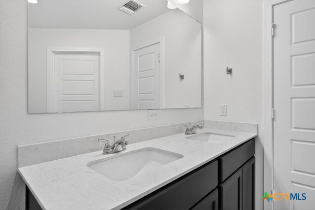 1915 Meridian Loop, Temple, TX 76504
