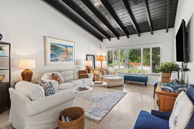 340 NE 7th Avenue, Delray Beach, FL 33483