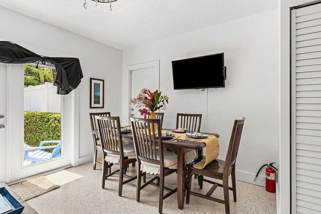 340 NE 7th Avenue, Delray Beach, FL 33483