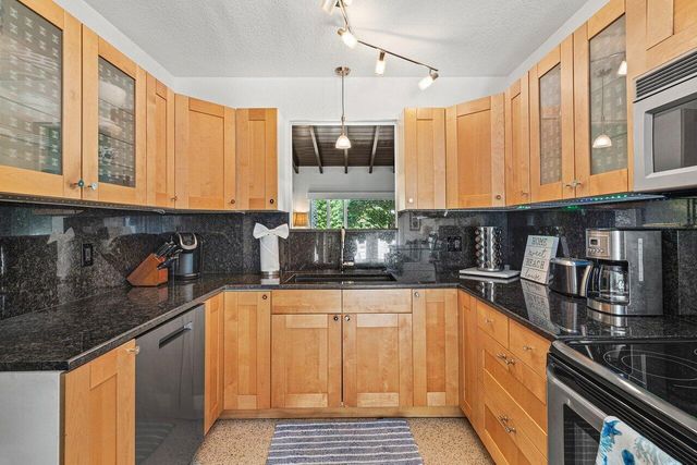 340 NE 7th Avenue, Delray Beach, FL 33483