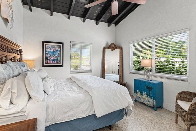 340 NE 7th Avenue, Delray Beach, FL 33483