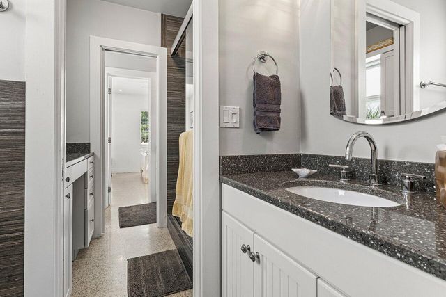 340 NE 7th Avenue, Delray Beach, FL 33483