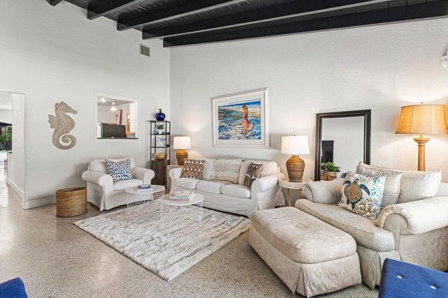 340 NE 7th Avenue, Delray Beach, FL 33483