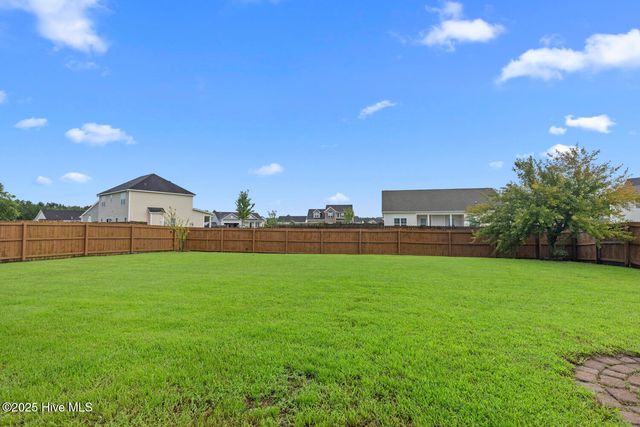 169 Moonstone Court, Jacksonville, NC 28546