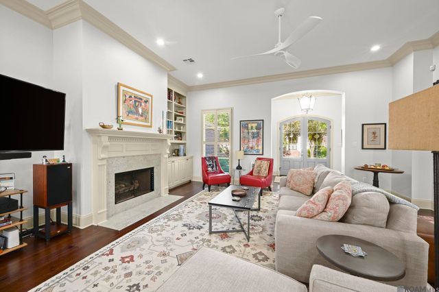 7949 Settlers Cir, Baton Rouge, LA 70810