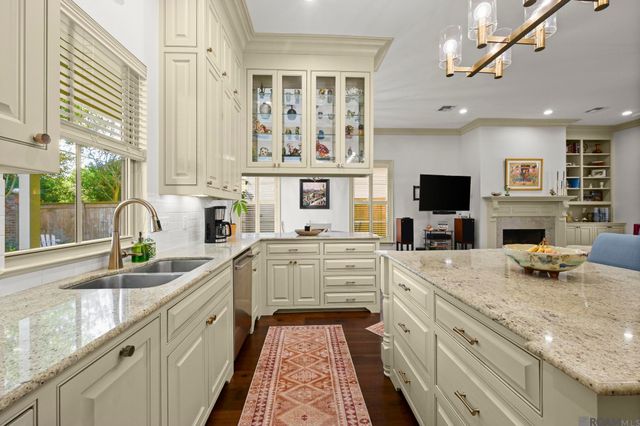 7949 Settlers Cir, Baton Rouge, LA 70810