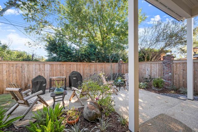 7949 Settlers Cir, Baton Rouge, LA 70810