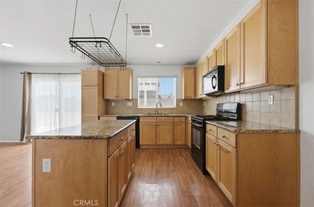 14459 Red Wolf Wy, Victorville, CA 92394