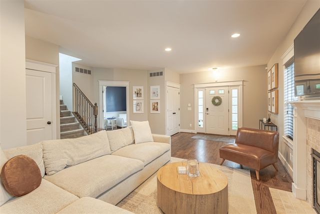 3782 Oakshire Avenue, Berkley, MI 48072