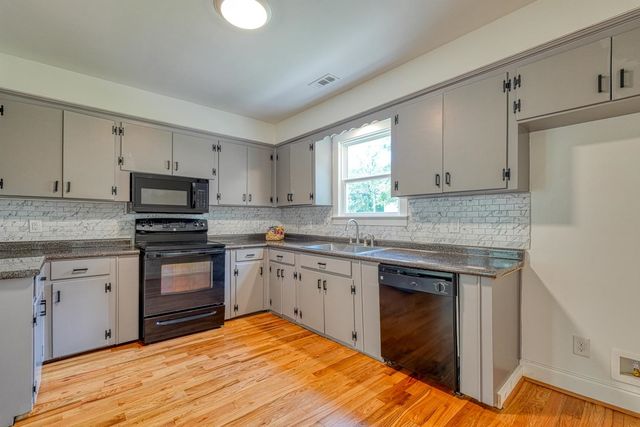 390 Caulder Avenue, Spartanburg, SC 29306