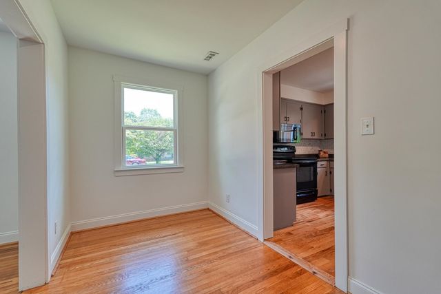 390 Caulder Avenue, Spartanburg, SC 29306