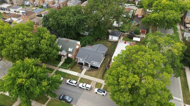 8506 S Euclid Avenue, Chicago, IL 60617
