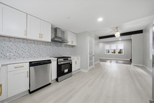 8506 S Euclid Avenue, Chicago, IL 60617