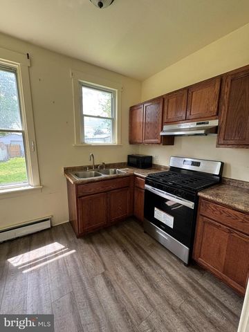 115 SHELL ST, Harrisburg, PA 17109