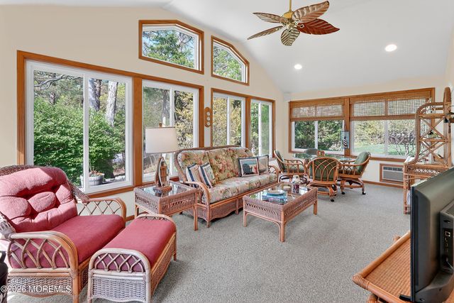 1961 Kwansan Court, Toms River, NJ 08755