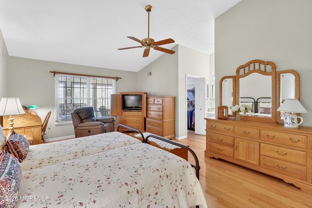 1961 Kwansan Court, Toms River, NJ 08755
