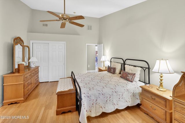 1961 Kwansan Court, Toms River, NJ 08755