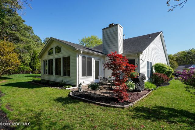 1961 Kwansan Court, Toms River, NJ 08755