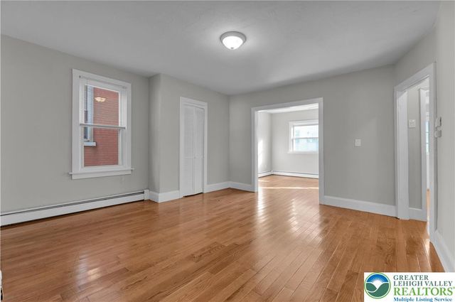 237 West Berwick Street, Easton, PA 18042