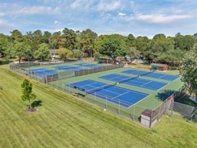 17107 Rustington Drive, Spring, TX 77379