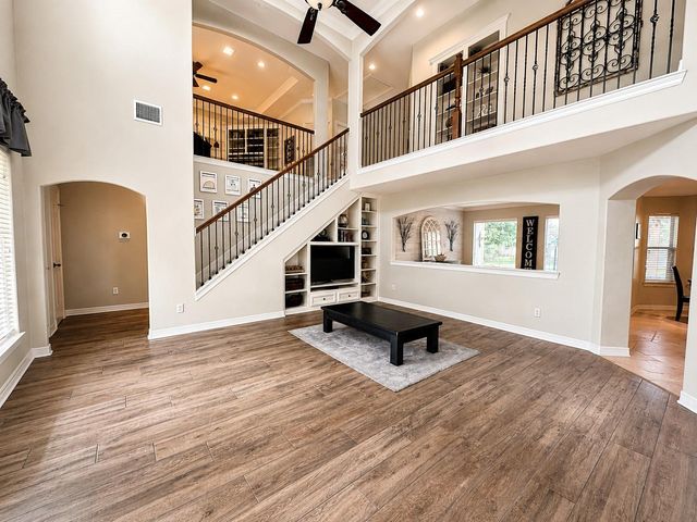17107 Rustington Drive, Spring, TX 77379