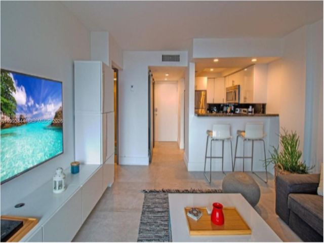 1035 West Ave 802, Miami Beach, FL 33139