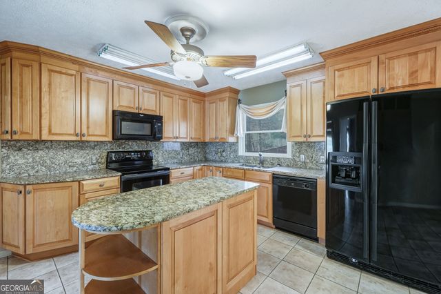 4020 Sundown Drive, Gainesville, GA 30506