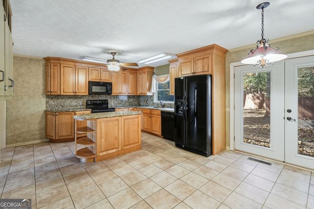 4020 Sundown Drive, Gainesville, GA 30506