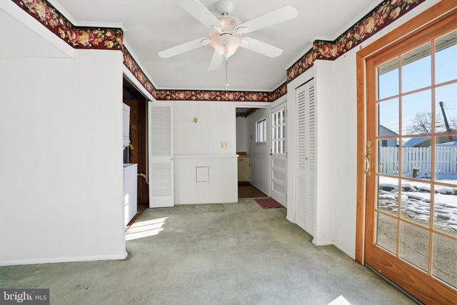 320 DOONE RD, Fairless Hills, PA 19030