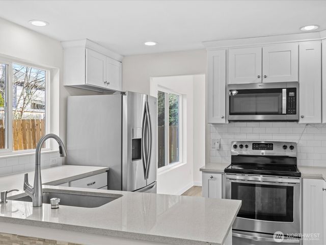 21234 SE 280th Street, Maple Valley, WA 98038