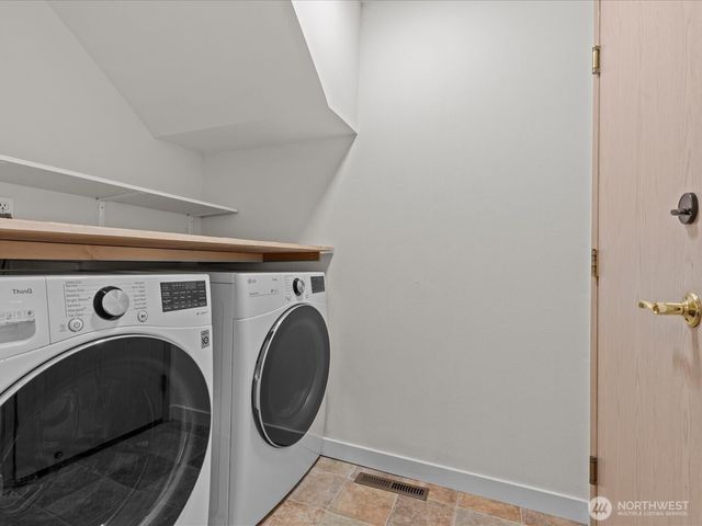 21234 SE 280th Street, Maple Valley, WA 98038