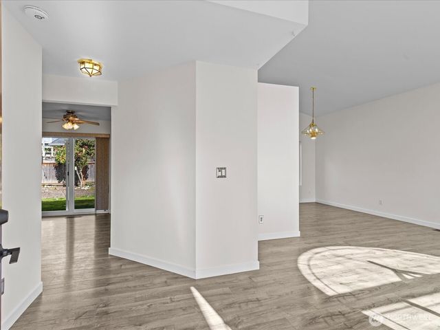 21234 SE 280th Street, Maple Valley, WA 98038