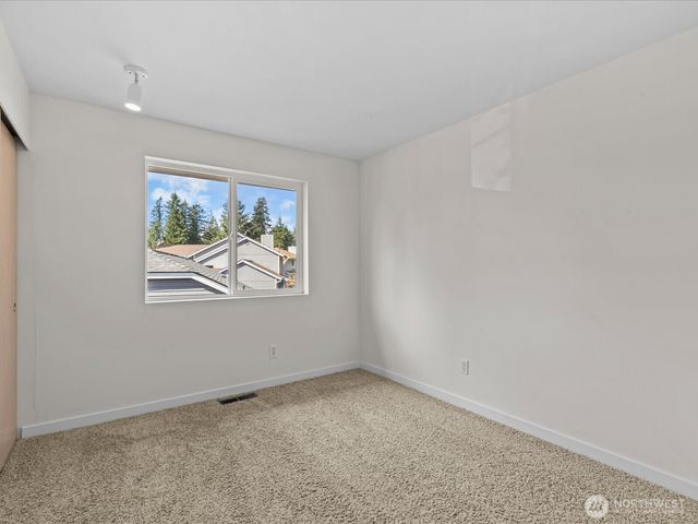 21234 SE 280th Street, Maple Valley, WA 98038