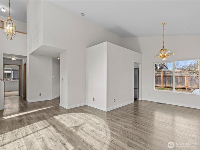 21234 SE 280th Street, Maple Valley, WA 98038