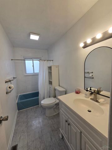 2950 Porlas Place, Saginaw, MI 48603