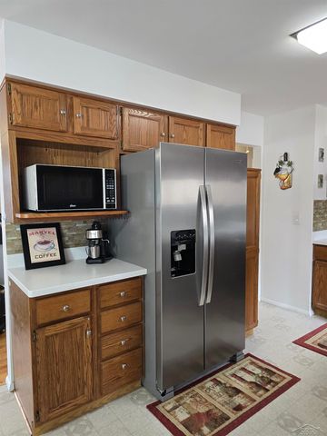 2950 Porlas Place, Saginaw, MI 48603