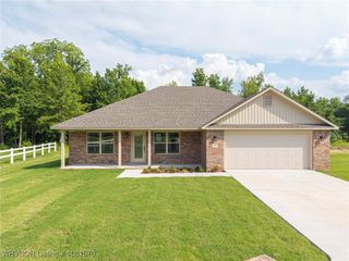 151 Stone Drive, Roland, OK 74954
