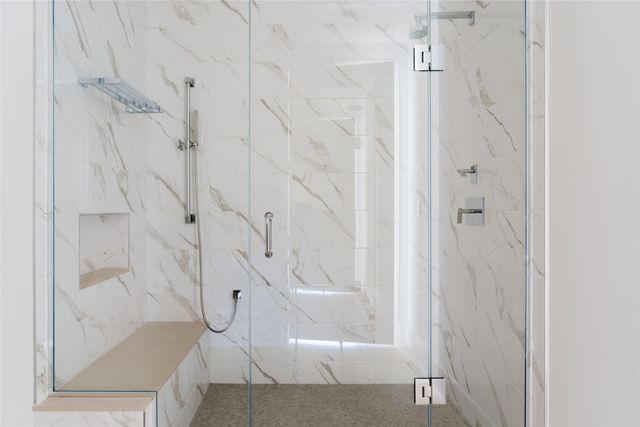 2025 Woodall Rodgers Freeway 51, Dallas, TX 75201