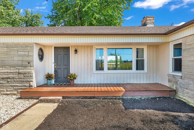 1211 N 450 W, Bargersville, IN 46106