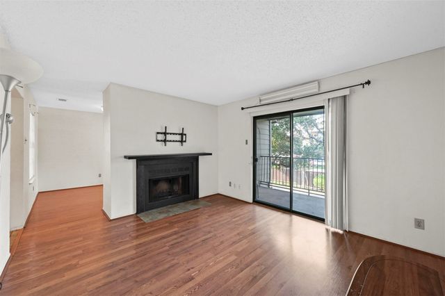 5335 Bent Tree Forest Drive 300, Dallas, TX 75248