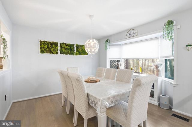 9622 RIDGE AVE, Fairfax, VA 22030