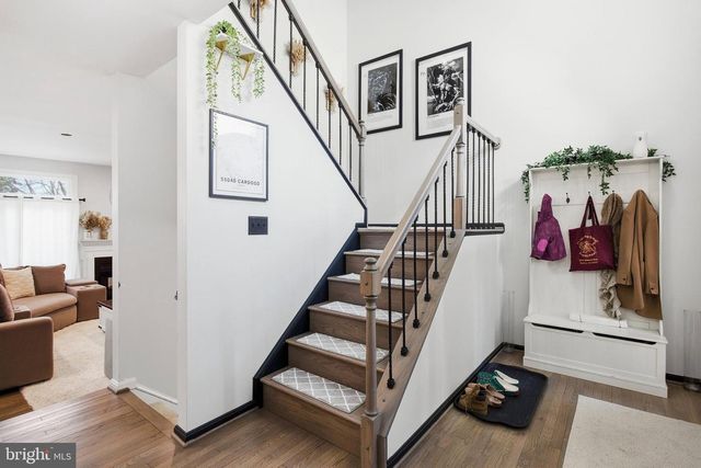 9622 RIDGE AVE, Fairfax, VA 22030